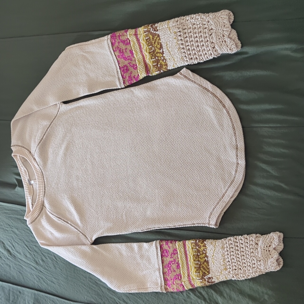 Free People NWOT Thermal Top Crochet Sleeves Cream Purple Tan Brown Size XS